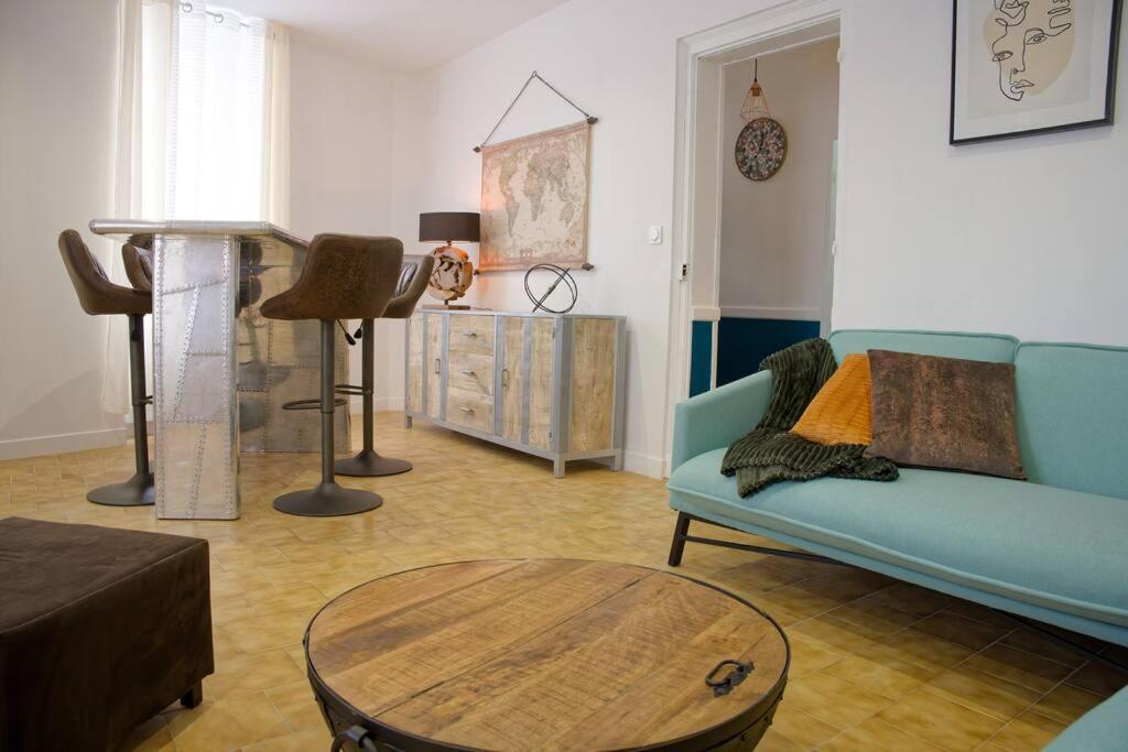 La Thoresienne Thoree-les-Pins ภายนอก รูปภาพ